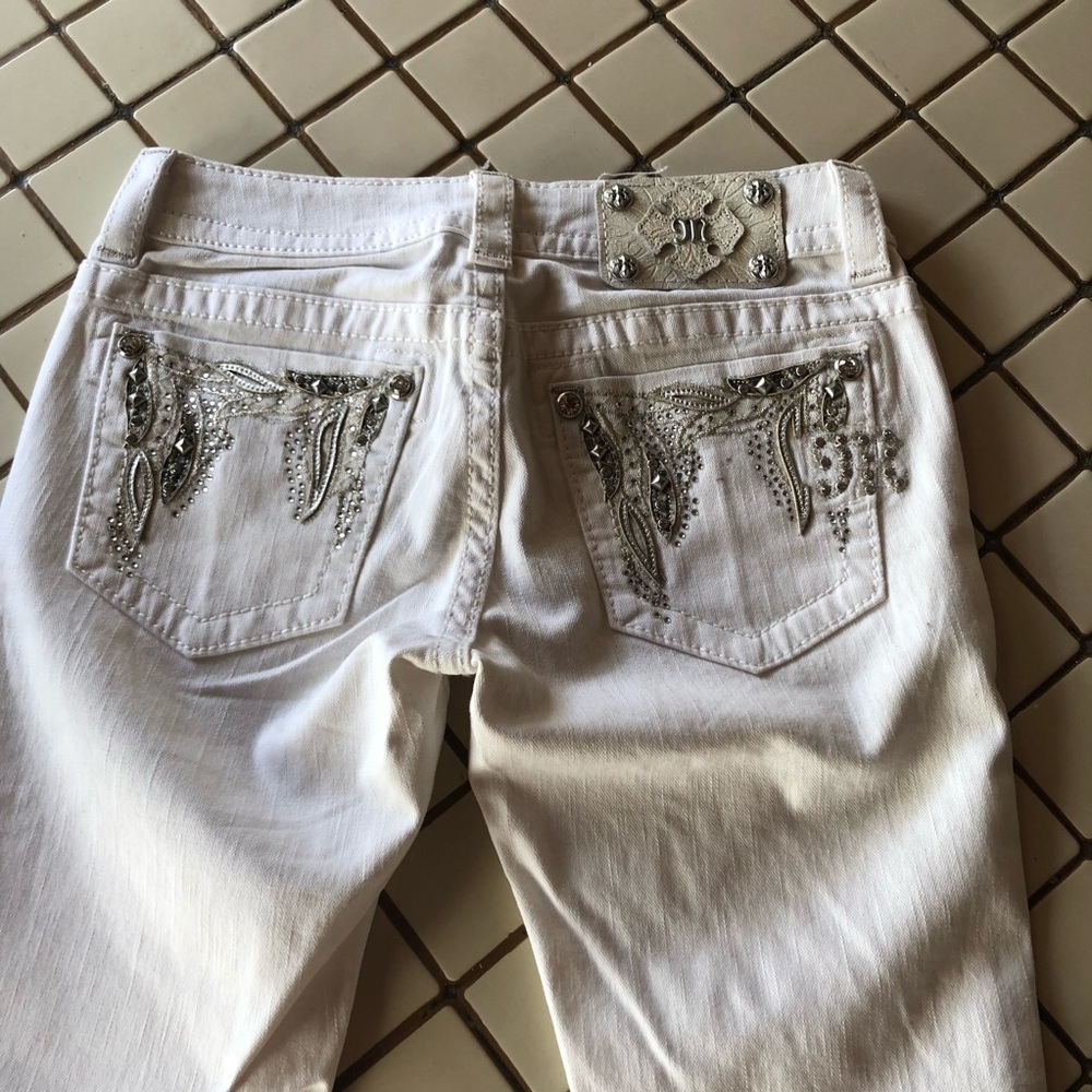 Miss Me white boot cut jeans size 25 brand new